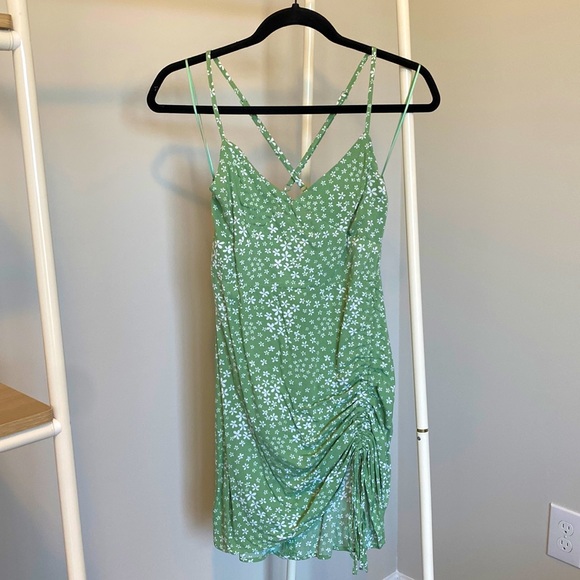 la hearts green floral dress | Dresses | Pacsun La Hearts And White Side Cinch Strappy NORS